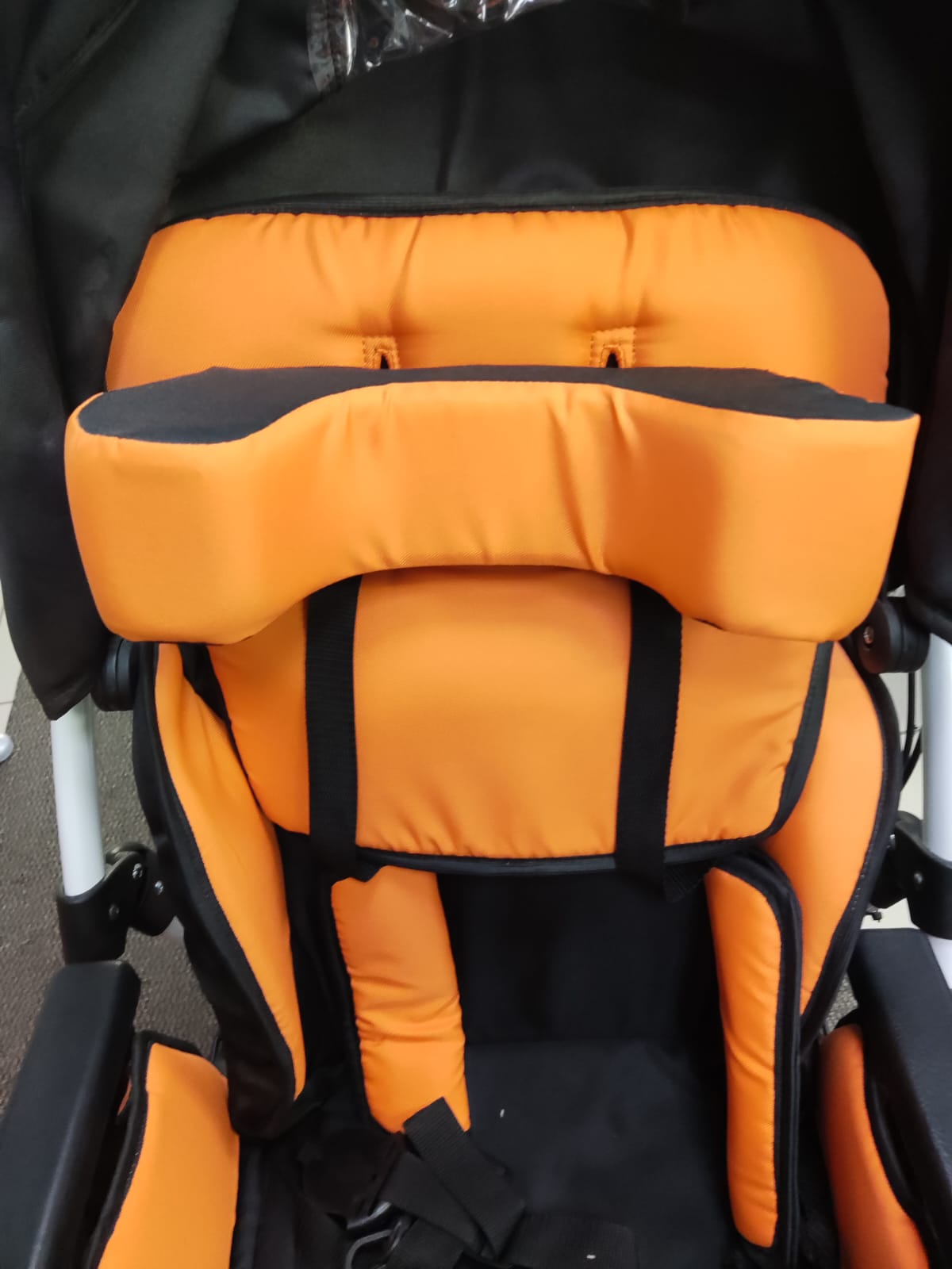 Коляска-прогулочная Junior рост(ребенка 130 см, литые колеса) фото 9